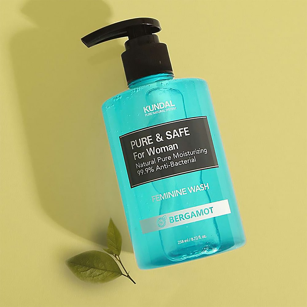 KUNDAL Pure & Safe Feminine Wash Bergamot 300ml - Lahab Beauty | لهب بيوتي